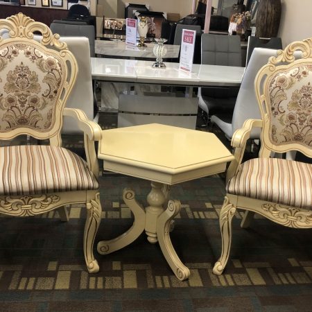 Accent Table & Chairs
